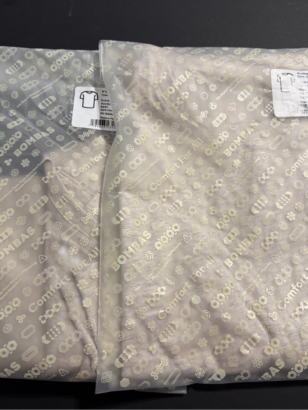 2 Womens Bombas Tshirts size Extra large